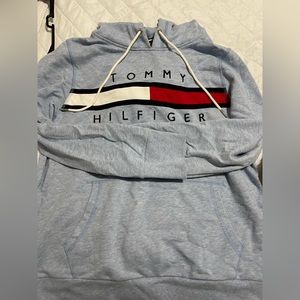 Tommy Hilfiger sweatshirt size large